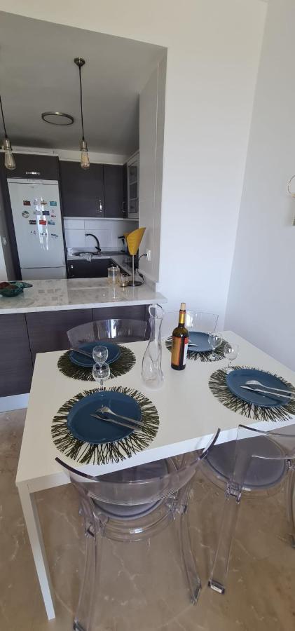 Small Oasis - Appartement 6 Personnes Manilva Eksteriør billede